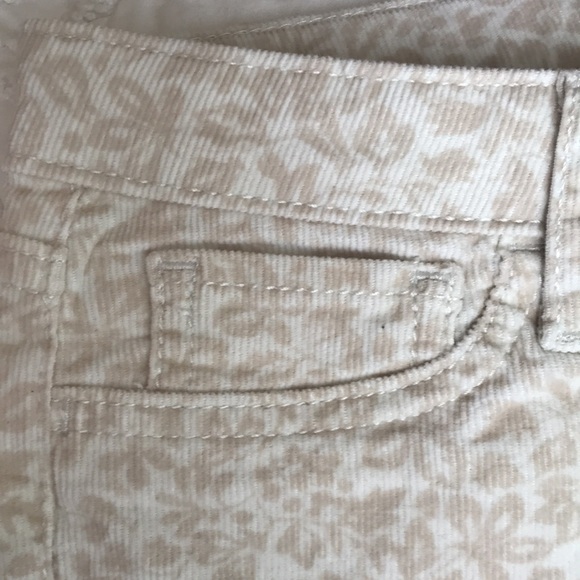 Gap Kids girls size 12 cream/beige patterned cords - Picture 13 of 13